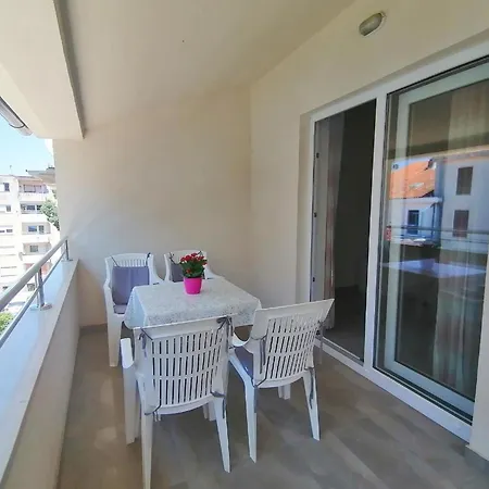 Apartman Moderne Dunja In Pula