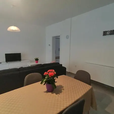 Appartement Moderne Dunja In *